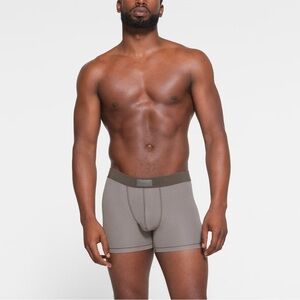 Skims 3” Men's Boxer Briefs in Gunmetal. NWT! Size Medium